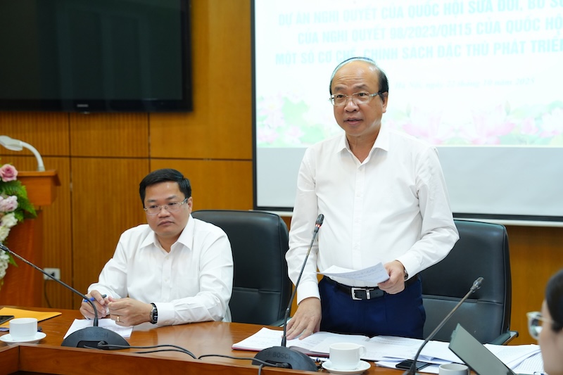 ​Tiếp tục hoàn thiện một số cơ chế, chính sách đặc thù phát triển TP Hồ Chí Minh